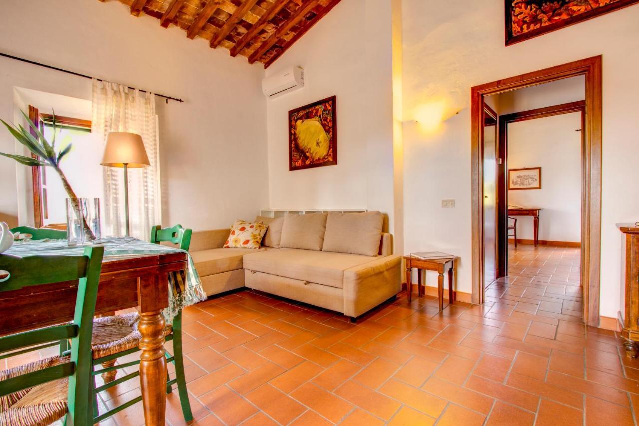 Agriturismo Filettro โวลแตร์รา ภายนอก รูปภาพ