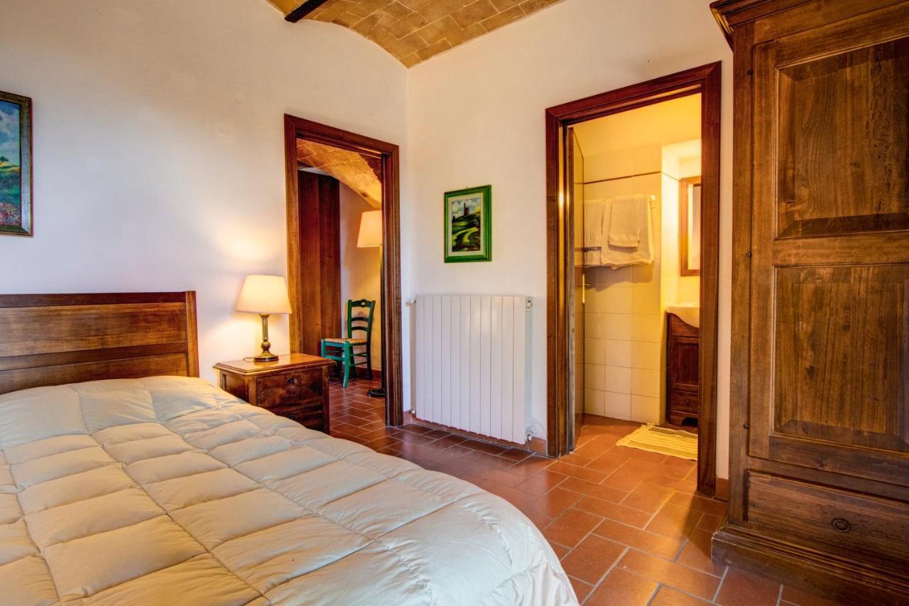 Agriturismo Filettro โวลแตร์รา ภายนอก รูปภาพ