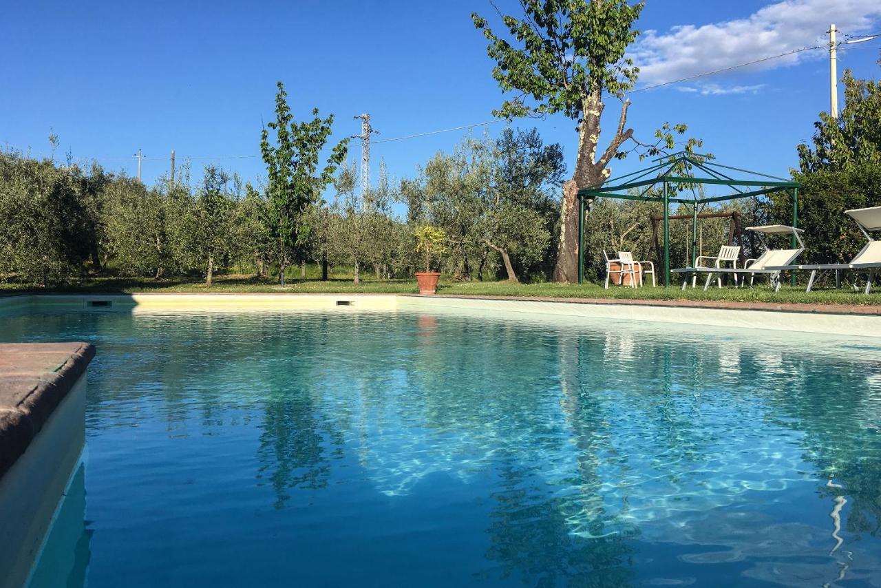Agriturismo Filettro โวลแตร์รา ภายนอก รูปภาพ