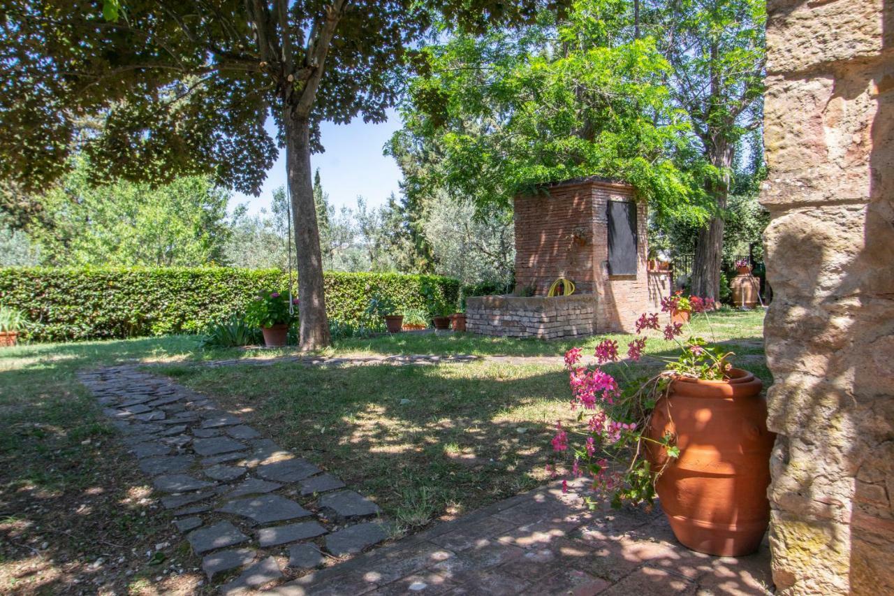 Agriturismo Filettro โวลแตร์รา ภายนอก รูปภาพ