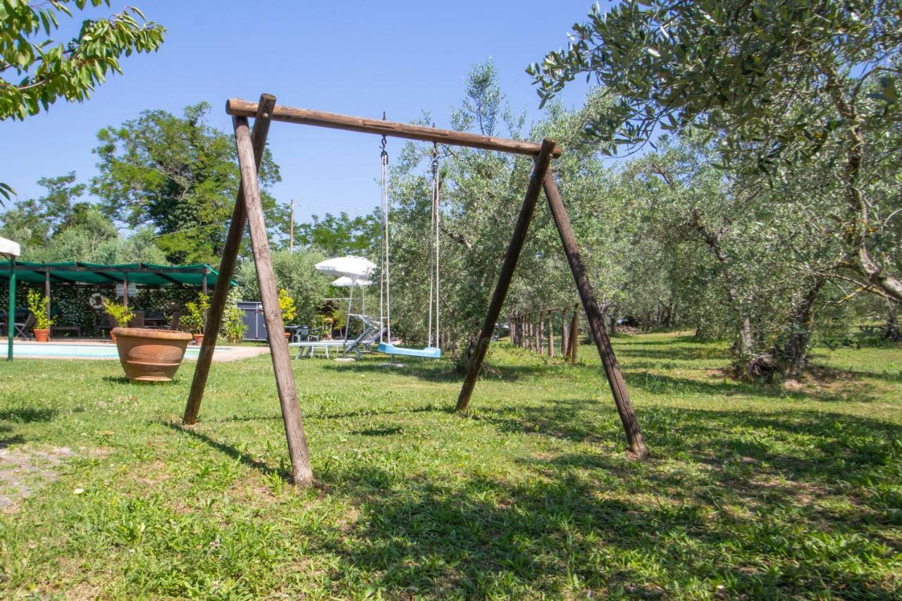 Agriturismo Filettro โวลแตร์รา ภายนอก รูปภาพ
