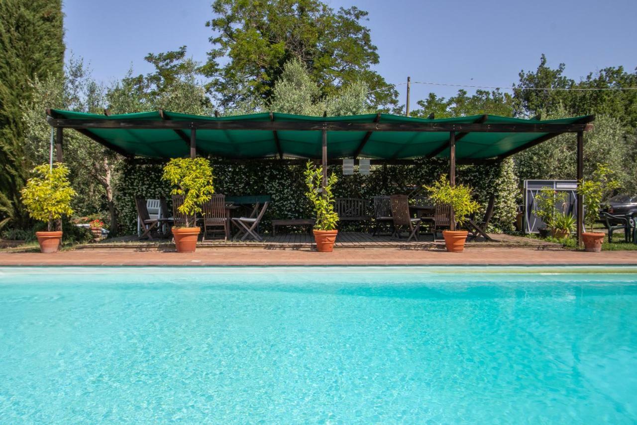 Agriturismo Filettro โวลแตร์รา ภายนอก รูปภาพ