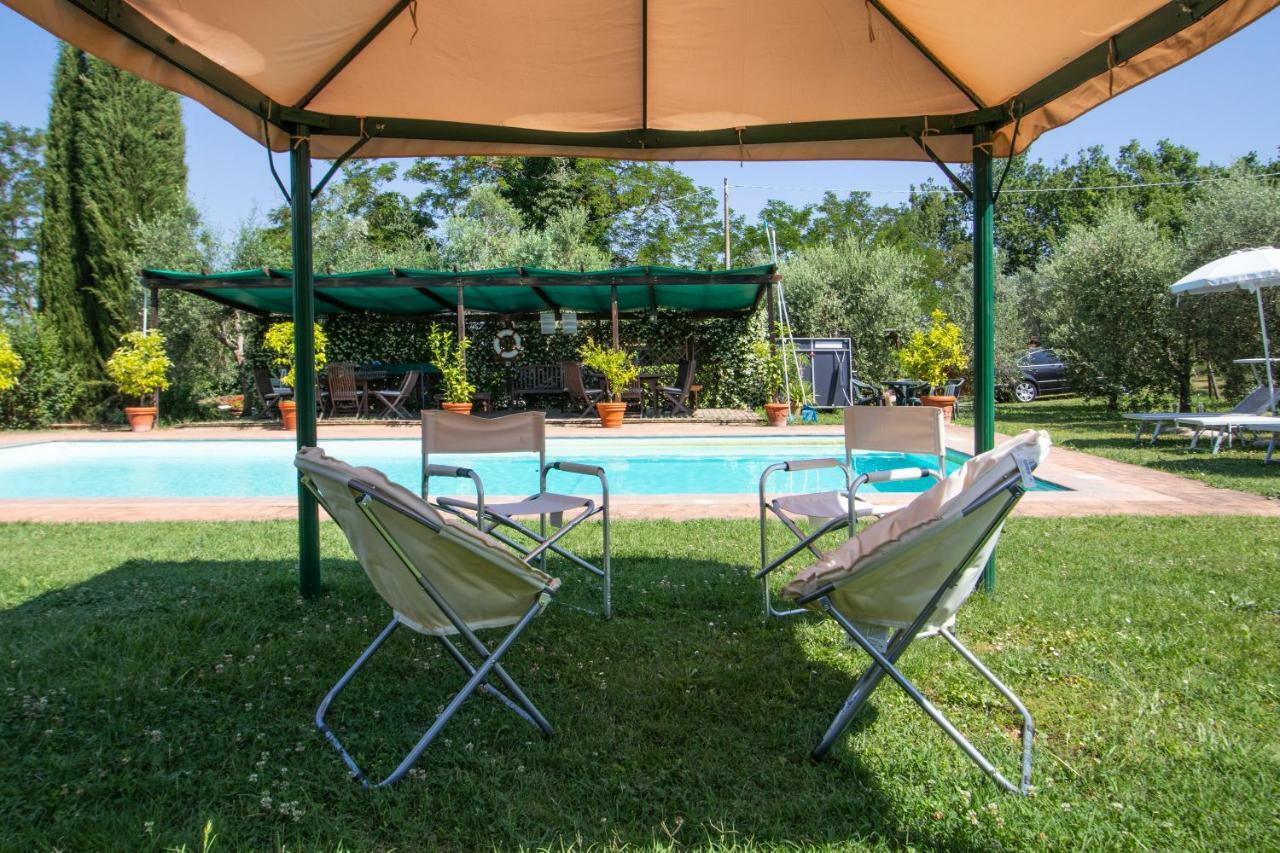Agriturismo Filettro โวลแตร์รา ภายนอก รูปภาพ
